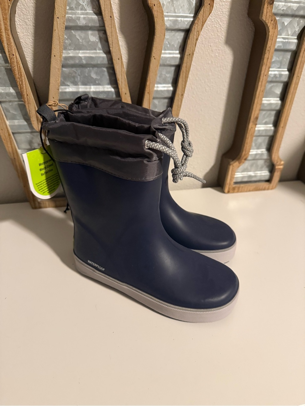 Western Chief Kids Waterproof Navy Rain Boots with Gray Cuff NWT